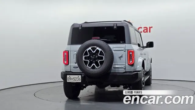 Ford Bronco 2023 thumb 3