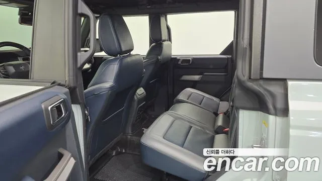 Ford Bronco 2023 thumb 10