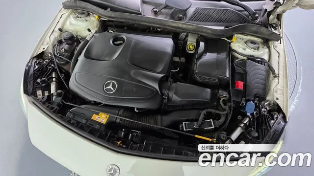 Mercedes-Benz A-Класс 2018 thumb 5