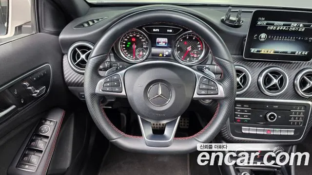Mercedes-Benz A-Класс 2018 thumb 12