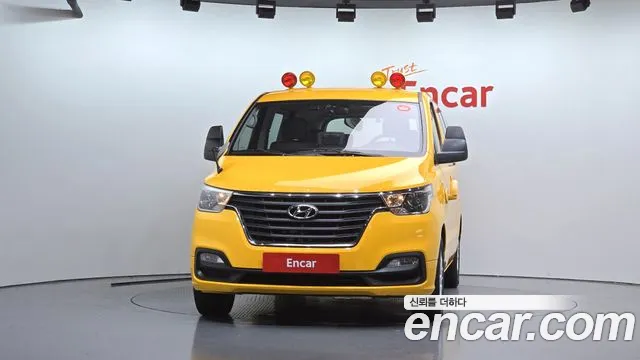 Hyundai Starex 2019 thumb 3