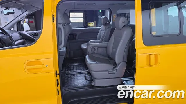 Hyundai Starex 2019 thumb 11