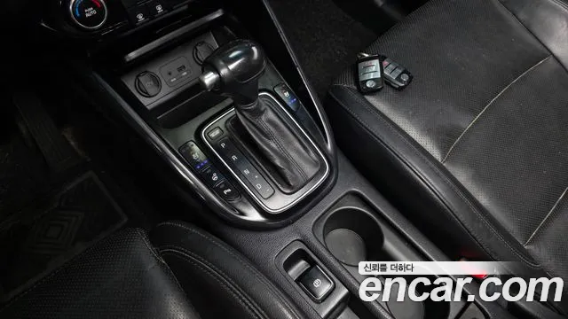 Kia Carens 2013 thumb 9