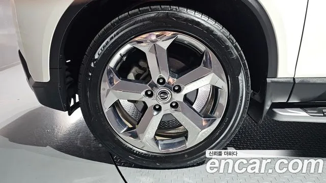 KG_Mobility_Ssangyong Rexton 2022 thumb 5