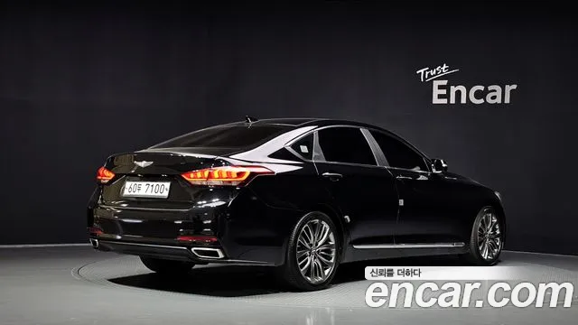 Hyundai Genesis 2014 thumb 2