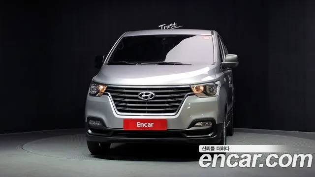 Hyundai Starex 2018 thumb 3