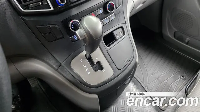 Hyundai Starex 2018 thumb 9