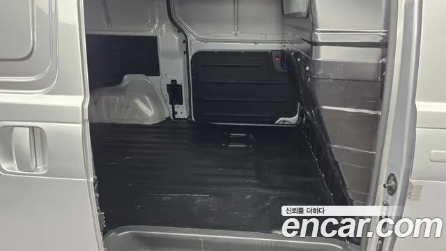 Hyundai Starex 2018 thumb 12