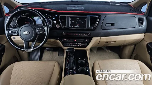 Kia Carnival 2019 thumb 6