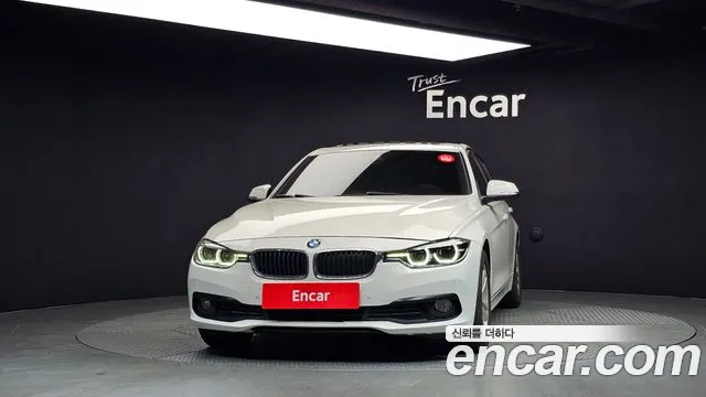 BMW 3-Series 2016 thumb 3