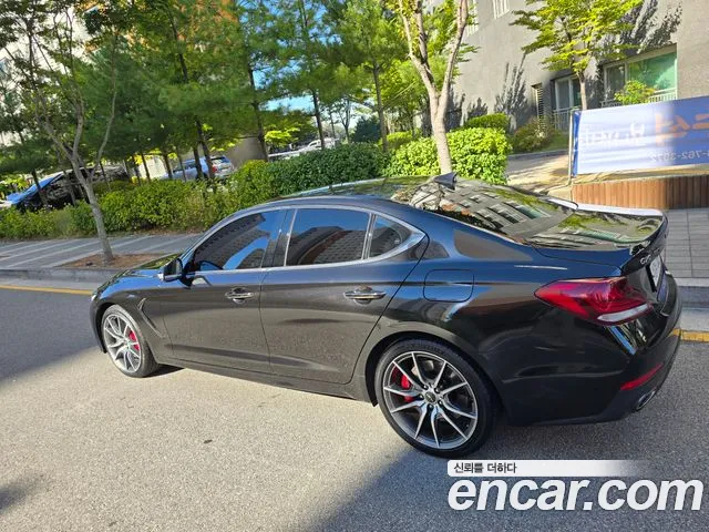 Genesis G70 2019 thumb 5