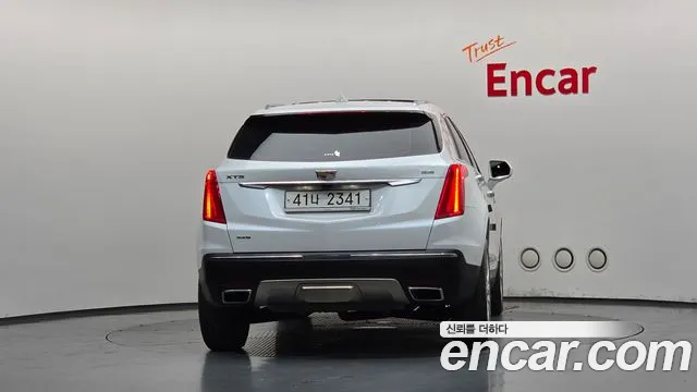 Cadillac XT5 2019 thumb 4