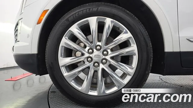 Cadillac XT5 2019 thumb 5