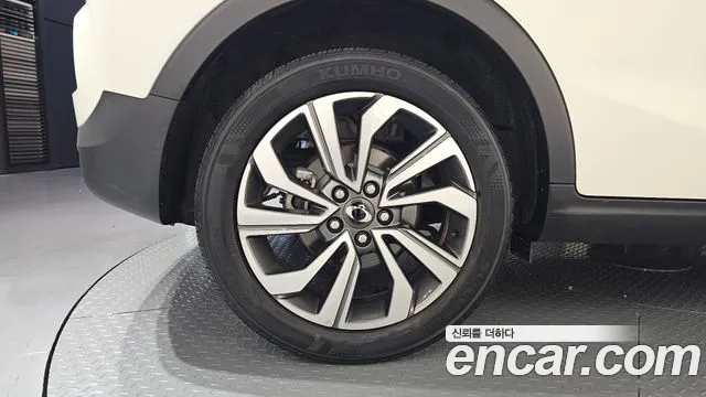 KG_Mobility_Ssangyong TIBOLI 2020 thumb 5