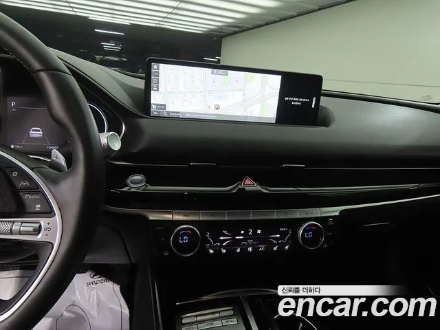 Genesis G80 2021 thumb 9