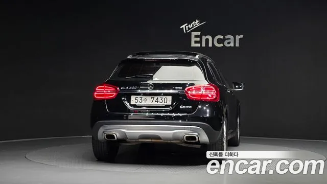 Mercedes-Benz GLA 2015 thumb 4