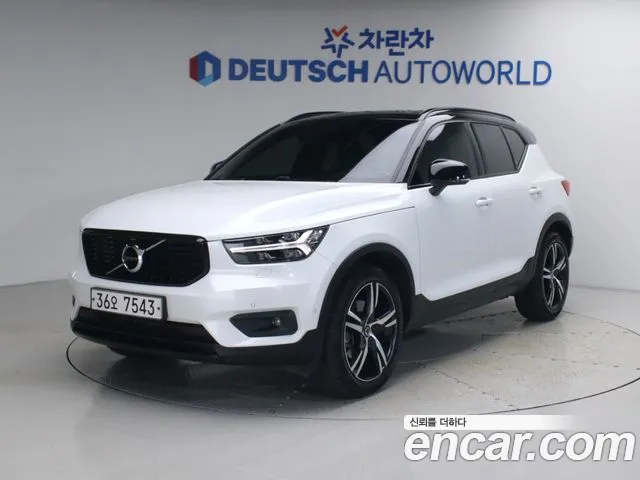 Volvo XC40 2018 thumb 2