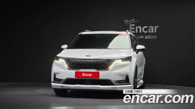 Kia Carnival 2021 thumb 2