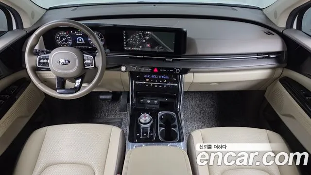 Kia Carnival 2021 thumb 6