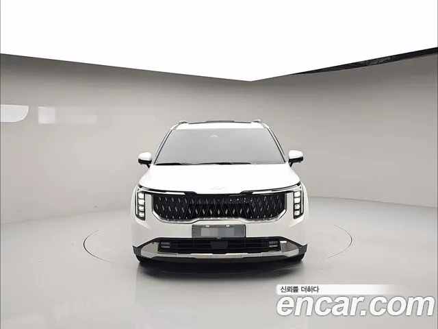 Kia Carnival 2024 thumb 2