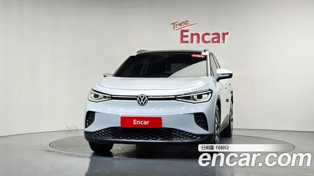 Volkswagen ID.4 2023 thumb 2