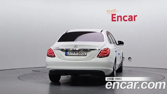 Mercedes-Benz C-Класс 2017 thumb 4
