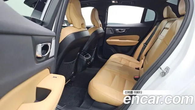 Volvo S60 2020 thumb 12