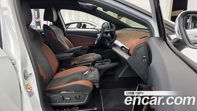 Volkswagen ID.4 2023 thumb 11