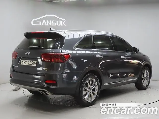 Kia Sorento 2018 thumb 4