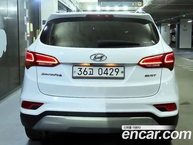 Hyundai Santa Fe 2016 thumb 5