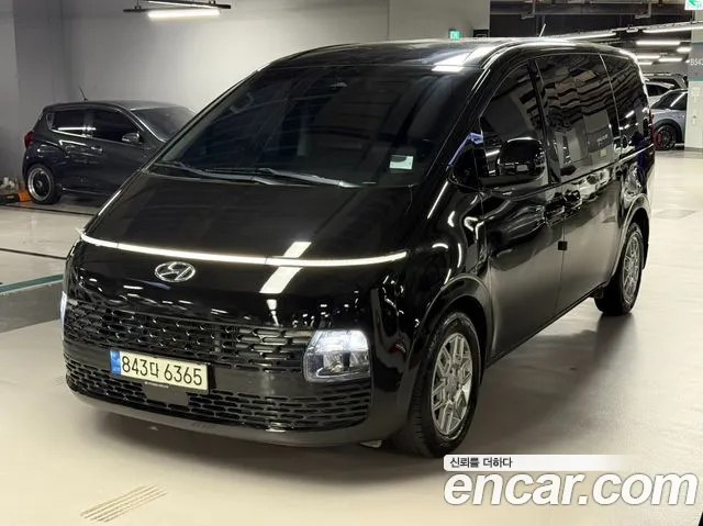 Hyundai Staria 2022 thumb 2