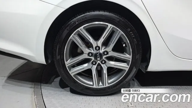 Kia K3 2019 thumb 5