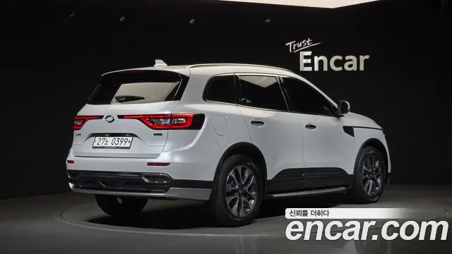 Renault-KoreaSamsung Koleos 2016 thumb 2