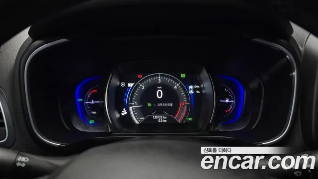 Renault-KoreaSamsung Koleos 2016 thumb 8