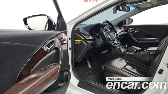 Hyundai Grandeur 2015 thumb 10
