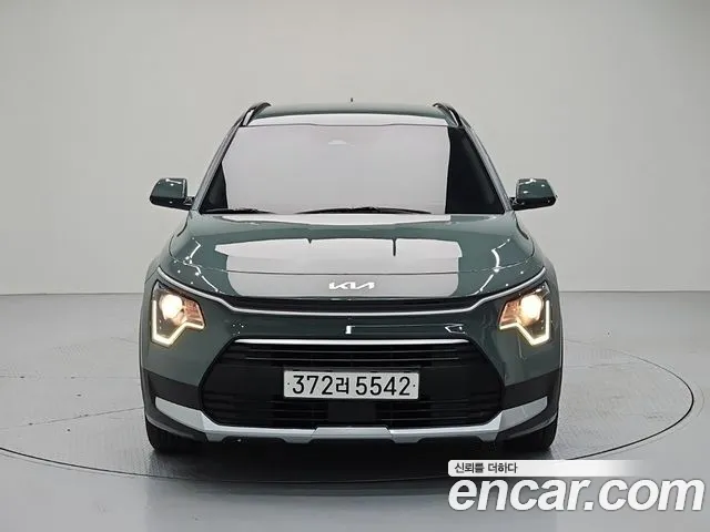 Kia Niro 2022 thumb 2