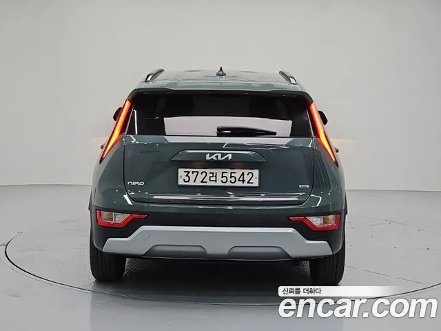 Kia Niro 2022 thumb 3