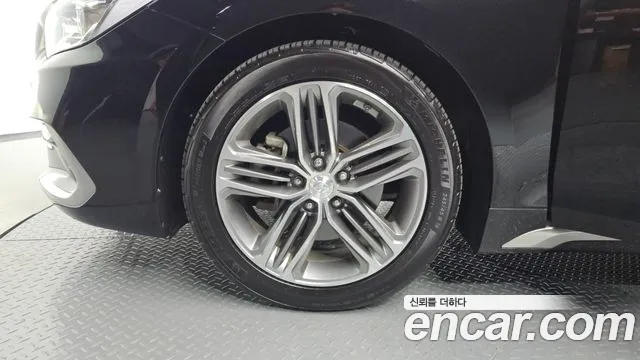 Hyundai Grandeur 2017 thumb 5