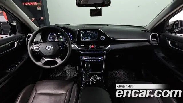 Hyundai Grandeur 2017 thumb 7