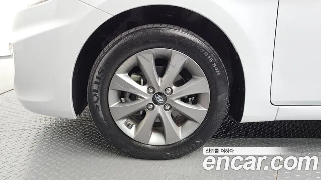 Hyundai Accent 2019 thumb 5
