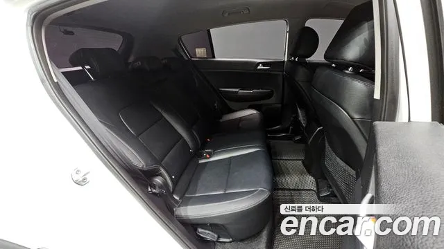 Kia Sportage 2016 thumb 10