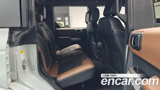 Ford Bronco 2022 thumb 11