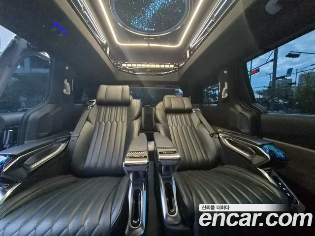 Kia Carnival 2024 thumb 10