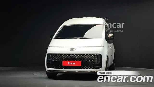 Hyundai Staria 2022 thumb 2