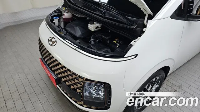 Hyundai Staria 2022 thumb 5