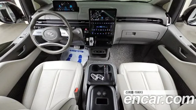Hyundai Staria 2022 thumb 6