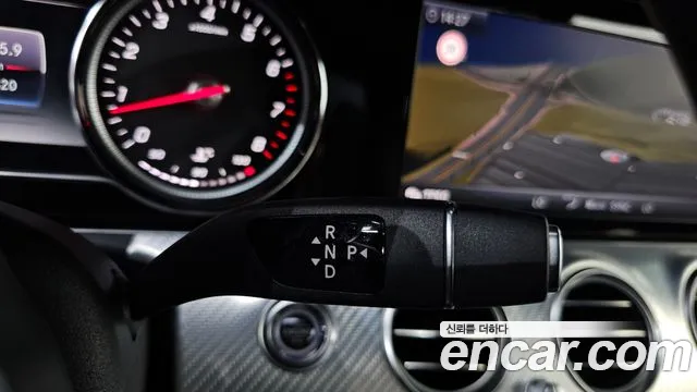 Mercedes-Benz E-Класс 2020 thumb 9