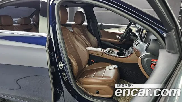 Mercedes-Benz E-Класс 2020 thumb 12