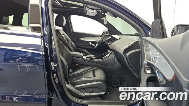 Mercedes-Benz EQC 2020 thumb 11