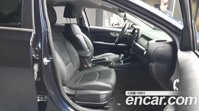Kia K3 2021 thumb 10